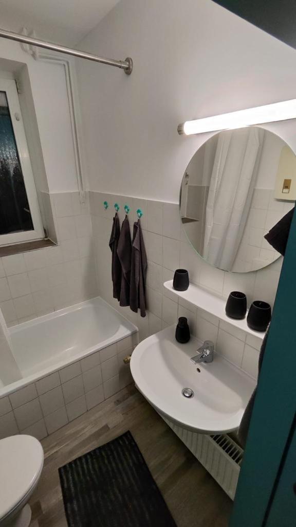 Ferienwohnung-Monteurwohnung Berta, 3 Personen In Kleve, Zentrale Lage Клеве Екстериор снимка