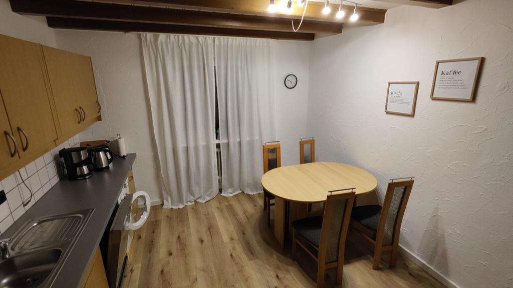 Ferienwohnung-Monteurwohnung Berta, 3 Personen In Kleve, Zentrale Lage Клеве Екстериор снимка